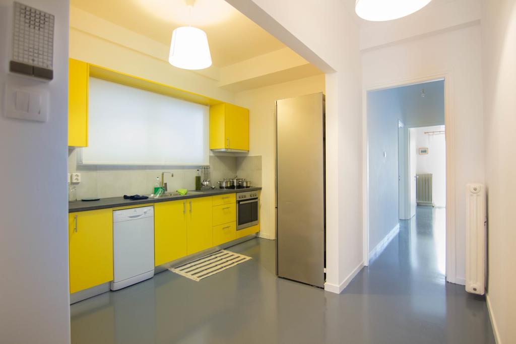 Athenian Blue - Family Apt 5' Minutes From Acropolis Museum Exterior photo